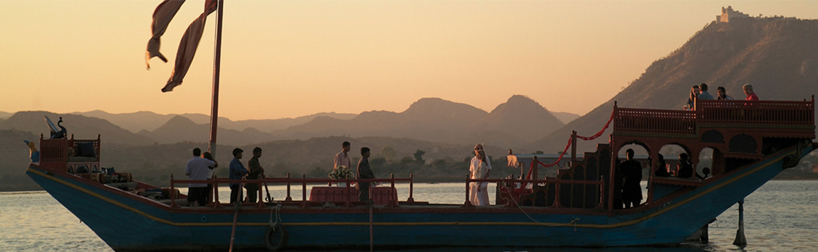 Slider4TajLakePalaceExt.jpg