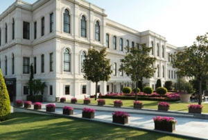 Four Seasons Istanbul At The Bosphorus