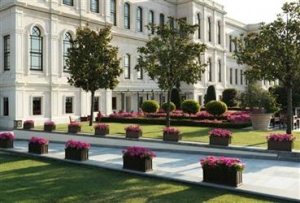 Four Seasons Istanbul At The Bosphorus